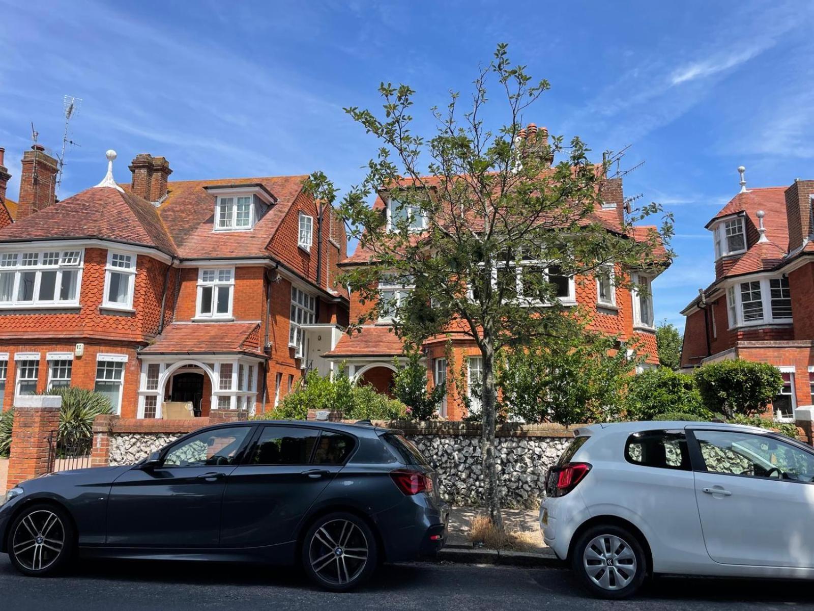 Town Centre Apartment Eastbourne